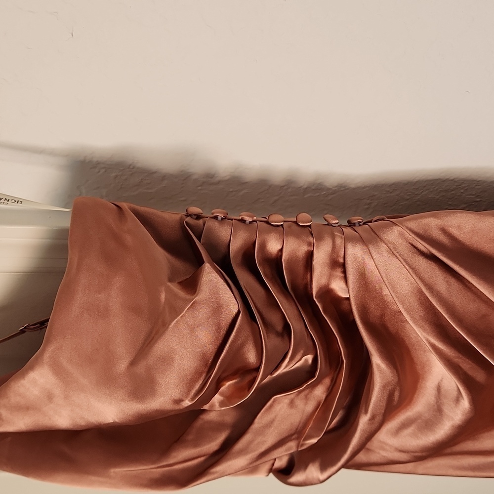 ✨️ GALINA SIGNATURE charmeuse draped one-shoulder Quartz Slit Maxi Dress. Sz 6 - Picture 6 of 13